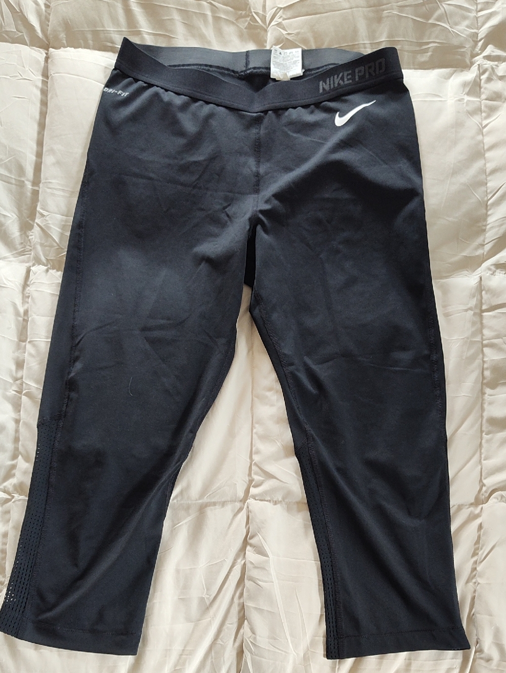 Nike Black Capri Performance Leggings with White Swoosh